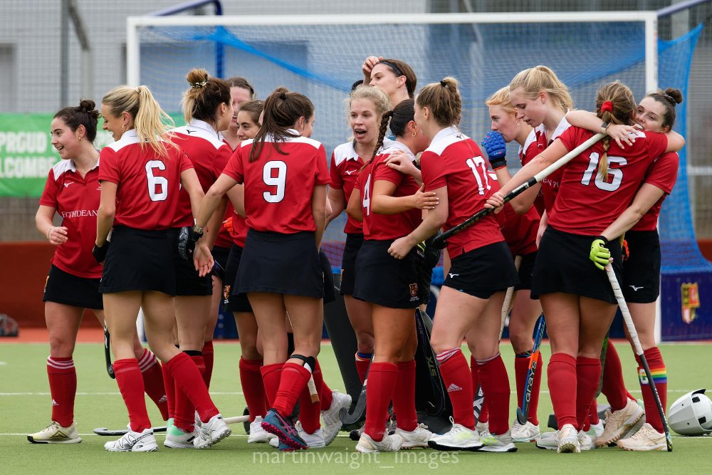 . <a href="/HolcombeHC/">Holcombe Hockey Club</a> reached the final of the England Hockey Tier One Championship on Sunday afternoon by beating Conference Midlands outfit Doncaster 4-0 at the John S Marshall Arena. kentsportsnews.com/doncaster-0-4-…