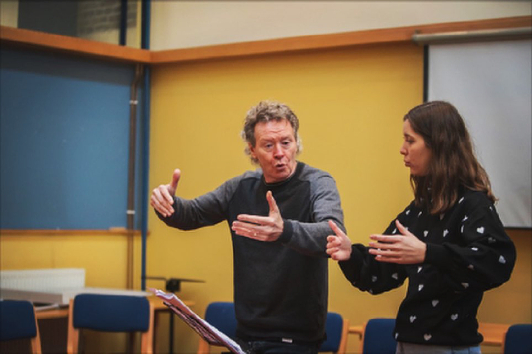 📢Applications for our 2024/25 #GenesisSixteen Conductor Scholar are now open! This scheme offers conductors aged 21-28 the opportunity to be mentored by @TheSixteen's conductor Harry Christophers & associate conductor Eamonn Dougan. 👉Apply by 13 May: thesixteen.com/genesis-sixtee…