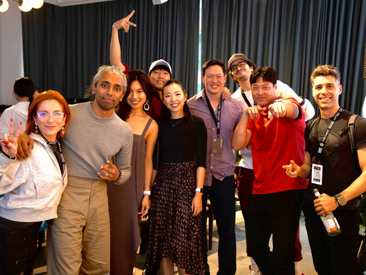 Aptos's tweet image. Objects in motion stay in motion 🫡

#AptosDeFiDays momentum is taking the Aptos ecosystem straight to the front of the open finance revolution.