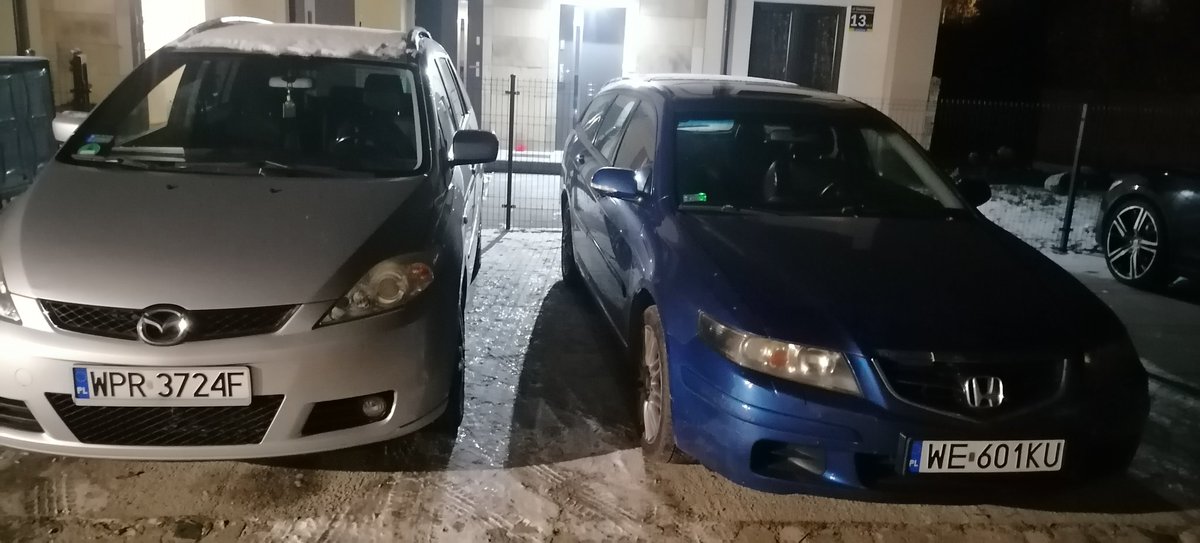 val escobarte (@vlaze) on Twitter photo 