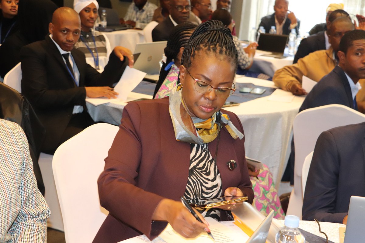 AGNESAfrica1's tweet photo. PS @gender_ke Ms. Ann Wang'ombe officially opens the Pre-SB60 AGNES Strategy Meeting in Nairobi.
In her remarks, she underscored the intrinsic connection between #gender and #climatechange and called for meaningful climate action that prioritize gender-responsive approaches. https://t.co/R7EVRTGtjI