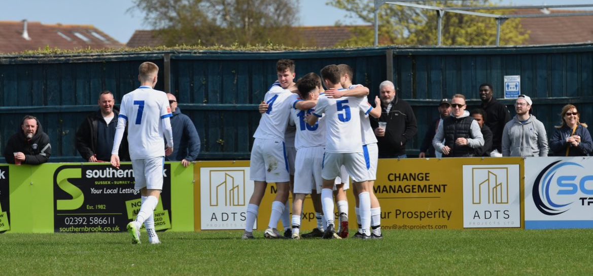 U18s Gosport Borough FC tweet media