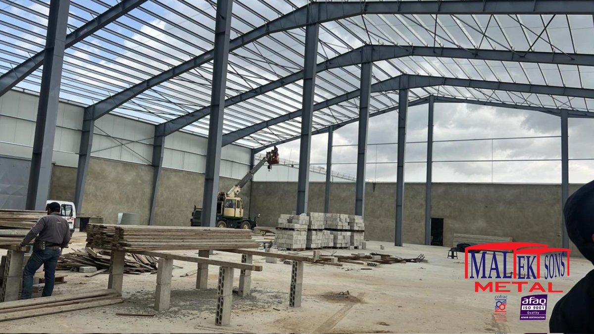 #underconstruction #hangar #hangars #concrete #concreteslab #foundation #sandwichpanel #cchannel #pillars #columns #beams #crane #metallicbeams #purlins #PEB #metalwork #metalindustry #steel #steelwork #steelfactory #maleksonsmetal