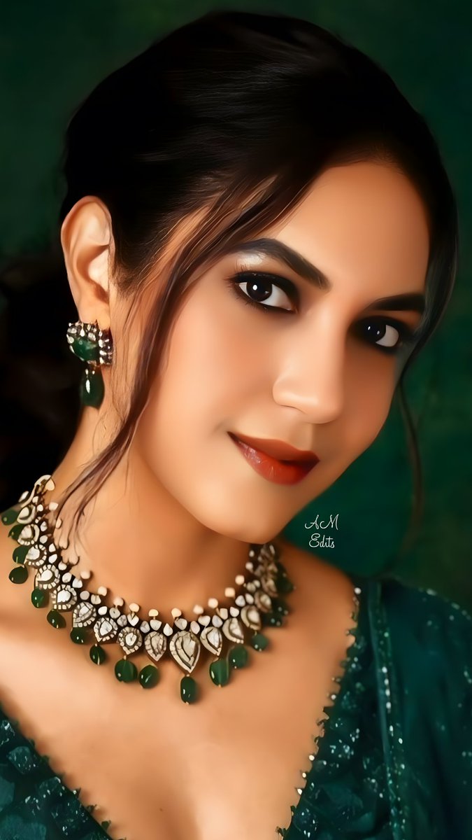 ~ @riturv 💕
#Ritu #RituVarma 
- #AMEdits #HappyUgadi #Ugadi