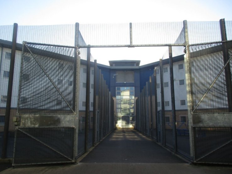 The prison system is buckling under the weight of chronic overcrowding and staff shortages, and @HMIPrisonsnews report on Peterborough shows the impact. Read our response here: howardleague.org/news/peterboro…