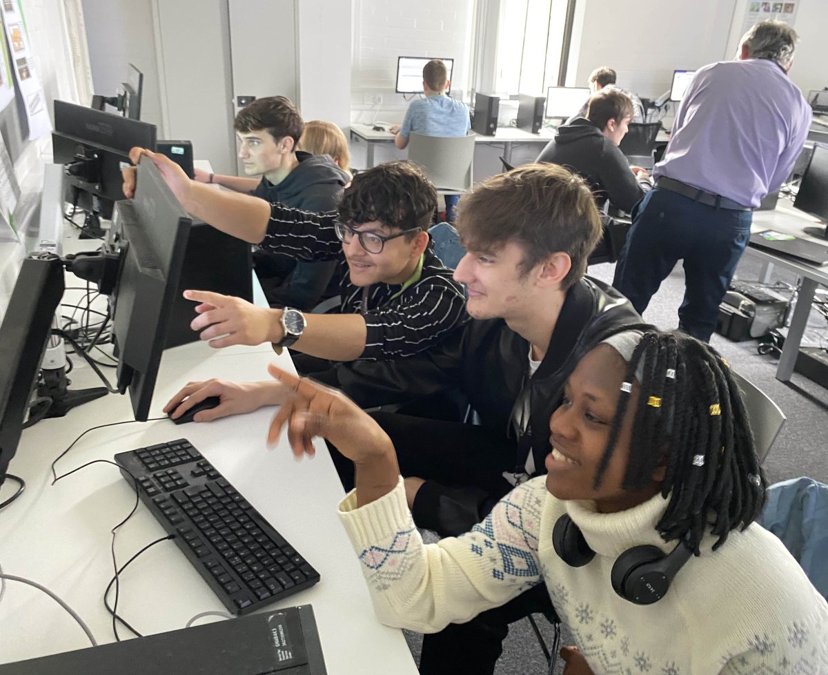 Our students got a crash course in data analysis, attention to detail, and top-secret Excel hacks thanks to a data day ran by the NHS. See what experiences our Computing students have: dovercollege.ac.uk/study-with-us/…