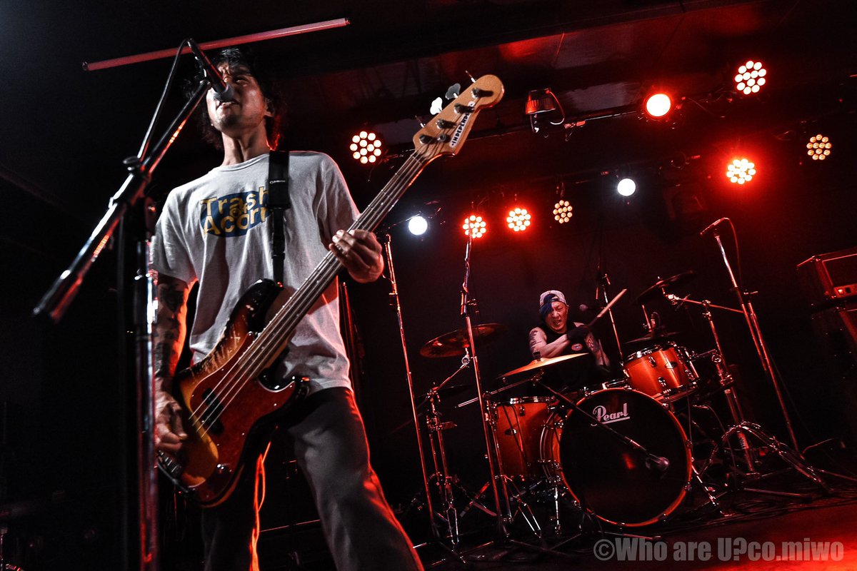 Hyper_disorder's tweet photo. 20240407
Live @BuzzFront
Photo by miwo @noelmiwo
#hyperdisorder #buzzfront #yokohama #paistecymbals #melodichardcore #punkrock #skatepunk #alternative #japaneseband #japanesepunk #bassjump #punkrockshow #skapunk #skapunkband #pgm #lerni #90s #00s #90saesthetic #vans #thrasher https://t.co/1bSUegZ1yz