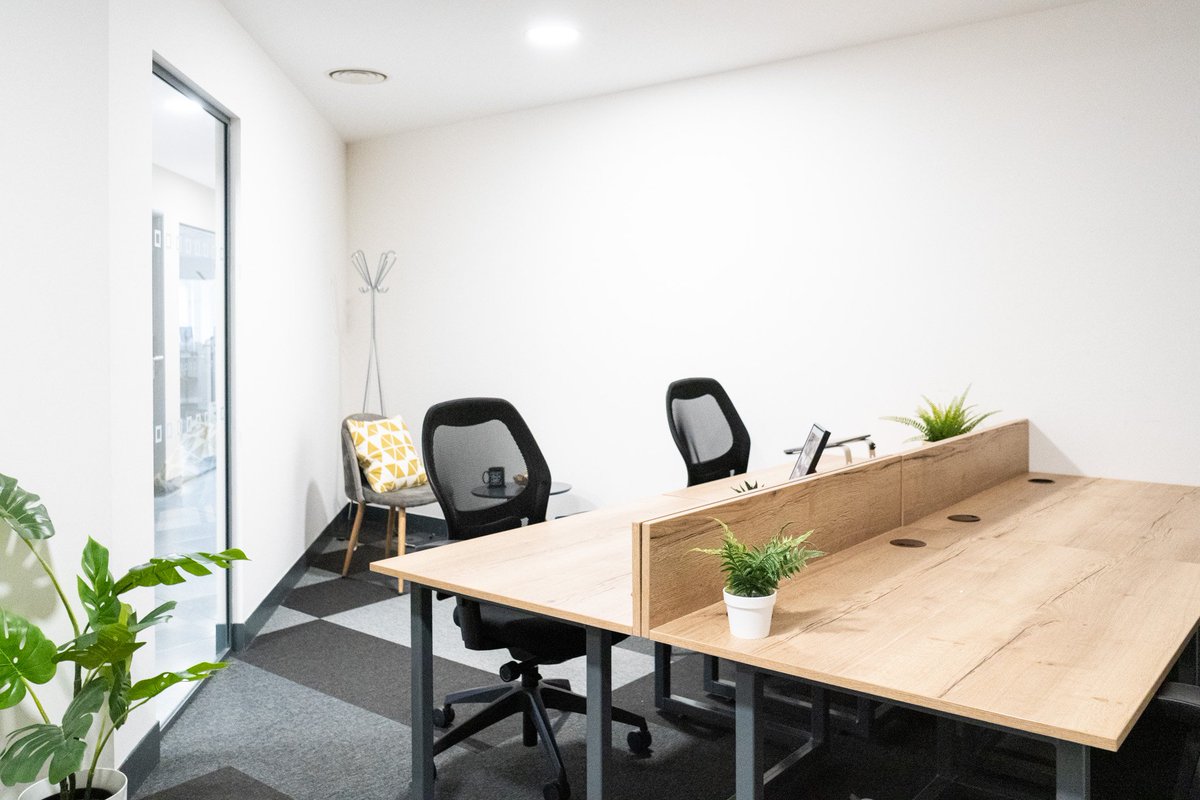 Ready to invest in your business' future? Sign up for an office space at Avenue HQ and fast-track your growth with the aid of a flexible, all-inclusive workspace solution that takes care of everything: hubs.ly/Q02rP22c0 #servicedoffices #leedscity #liverpoolcityregion