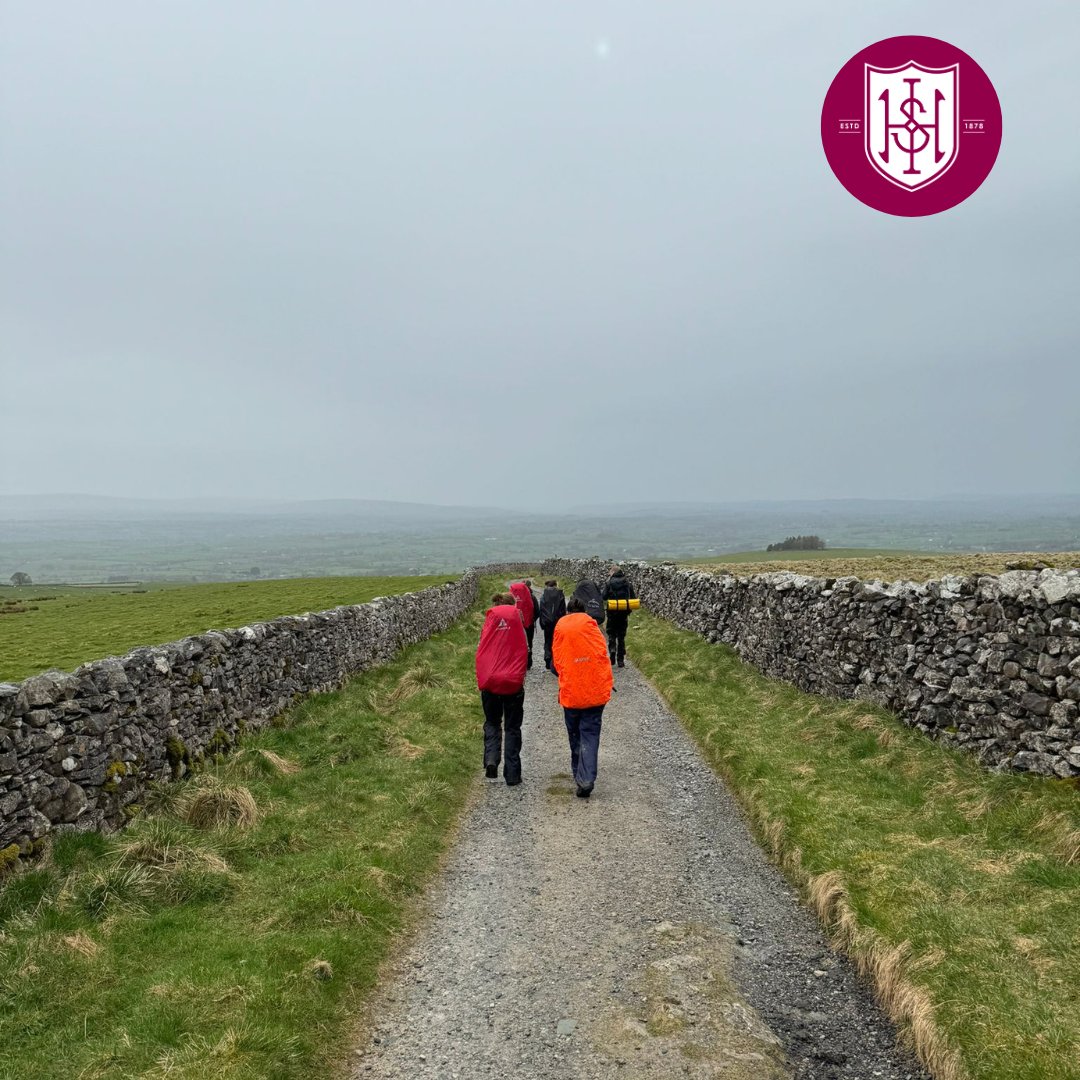We are wishing our students working towards their @DofE Gold Award the best of luck! After a 6-hour drive, they completed an acclimatization afternoon, reaching the peak of Ingleborough followed by an evening spent planning the Gold practice routes for the next three days. 👏