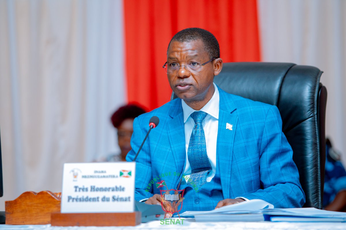 Burundi_senat's tweet photo. Lors de la séance plénière dirigée par le Président du @burundi_senat, Très @HonSinzohagera, les honorables sénateurs viennent d'adopter le projet de loi portant ratification par la République du #Burundi de l'accord de financement additionnel pour le projet hydroélectrique de Jiji et Murembwe.