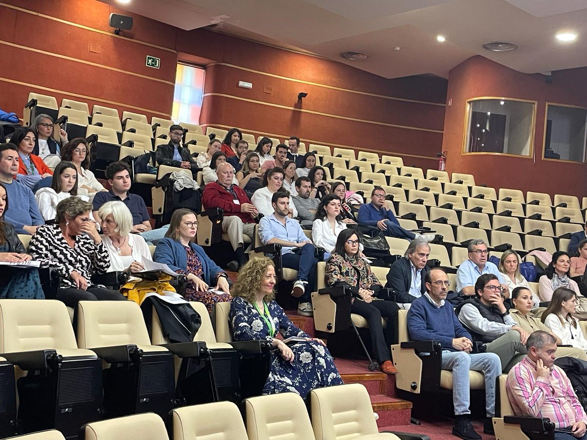 🏥Acogemos la XIX Reunión Científica y el XVIII Encuentro de Tutores de la Unidad Docente Multiprofesional de Salud Laboral de Andalucía. En este encuentro han participado tutores y residentes, tanto de Medicina como de Enfermería del Trabajo de diversos hospitales de Andalucía.