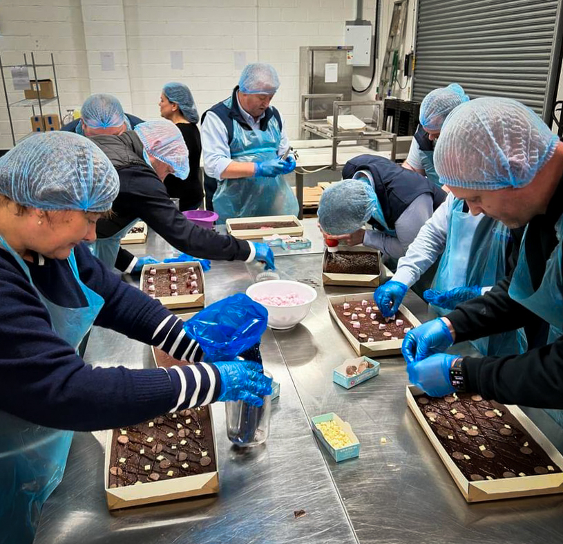 Huge thanks to Mark, Renee and all at Grazed Brownies for hosting our sales team. Great learning about all the quality ingredients and passion that goes into making amazing brownies! Well done to Nat on being the team’s STAR brownie baker 🙌⭐️📸 chfonline.co.uk/grazed #teamwork