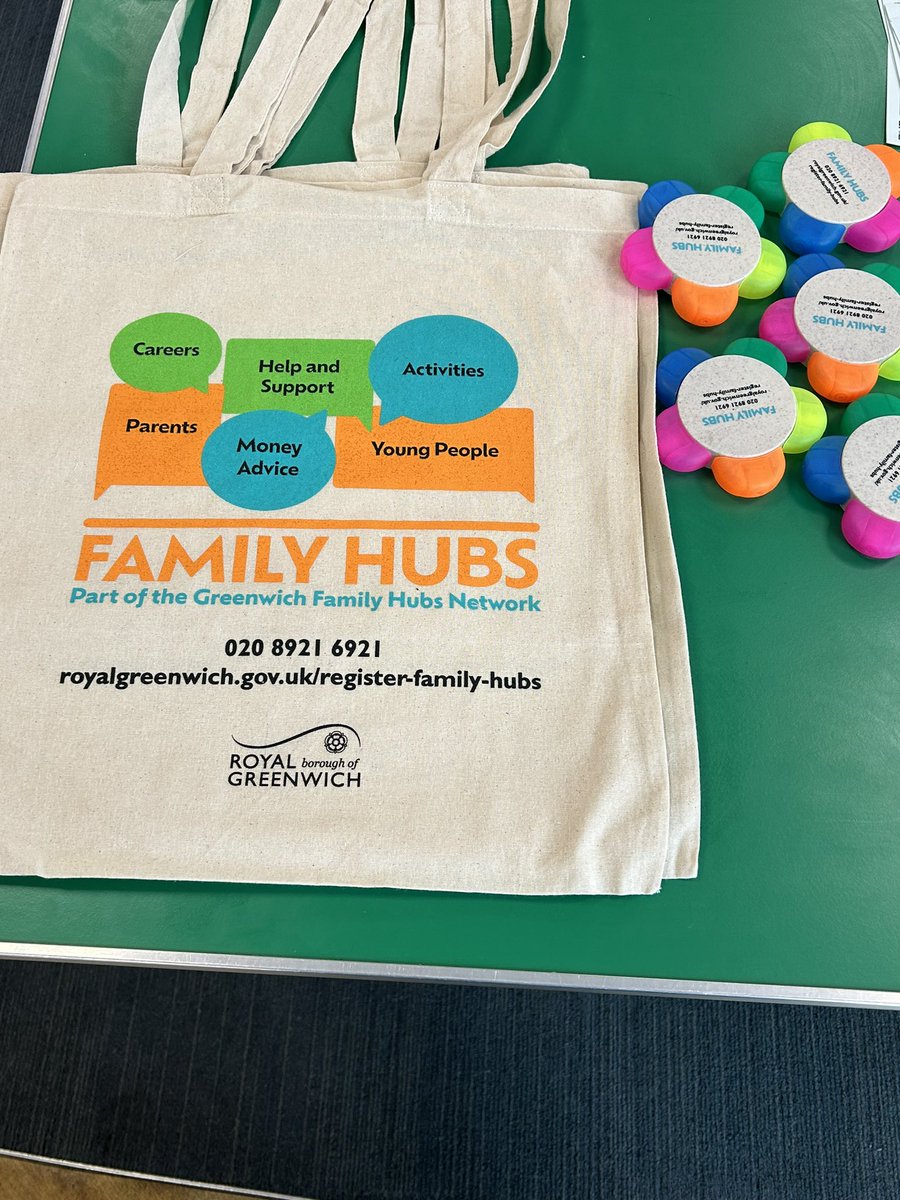 We have an information stall this morning @BlackheathLib @GreenwichLibs @Royal_Greenwich @Better_UK  promoting #familyHubs with @Quaggycc
