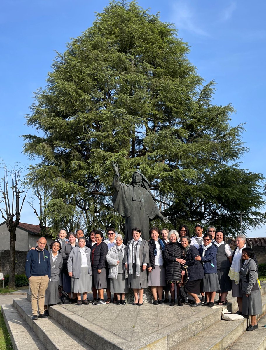 From April 4-7, the International meeting for Vocation ministry of our Institute was  in Codogno. Accompanying the sessions were two Missionaries of the Holy Spirit of Cruces group. Many moments of work, discussion, prayer and sharing. #CabriniWorldMSC 🥰
cabriniworld.org/?p=16250