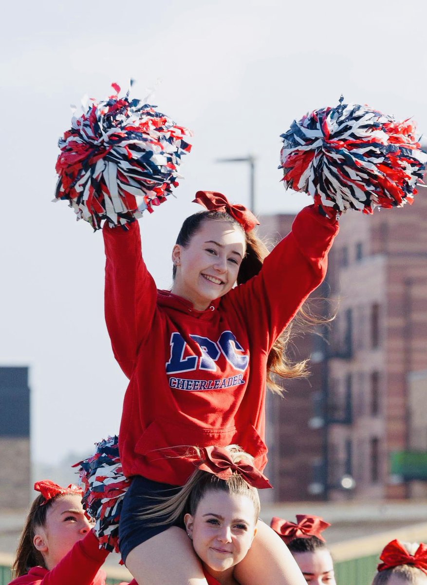 LPC_Cheeries's tweet image. A HUGE well done to all our Cheeries at  #abpsouthamptonmarathon on Sunday! 👏
From Cheering &amp;amp; motivating on the #ItchenBridge to supporting runners of all distances, handing out water, Cheering at the finish line &amp;amp; Presentation Ceremony…… you smashed it! 
We are proud of YOU!