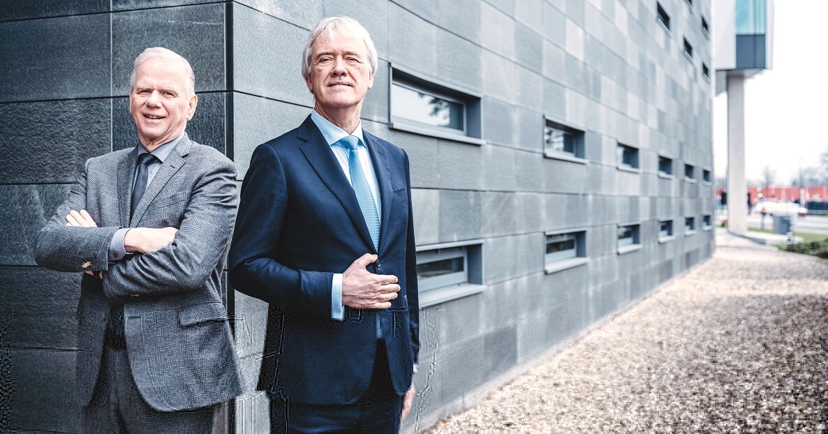 Our CEO Peter Wennink and CTO Martin van den Brink open up in a @ManagementScope interview about their unique partnership and shared vision. 💭 It's a story of trust, collaboration and the pioneering spirit that has continuously pushed us forward: ms.spr.ly/6010c4bng