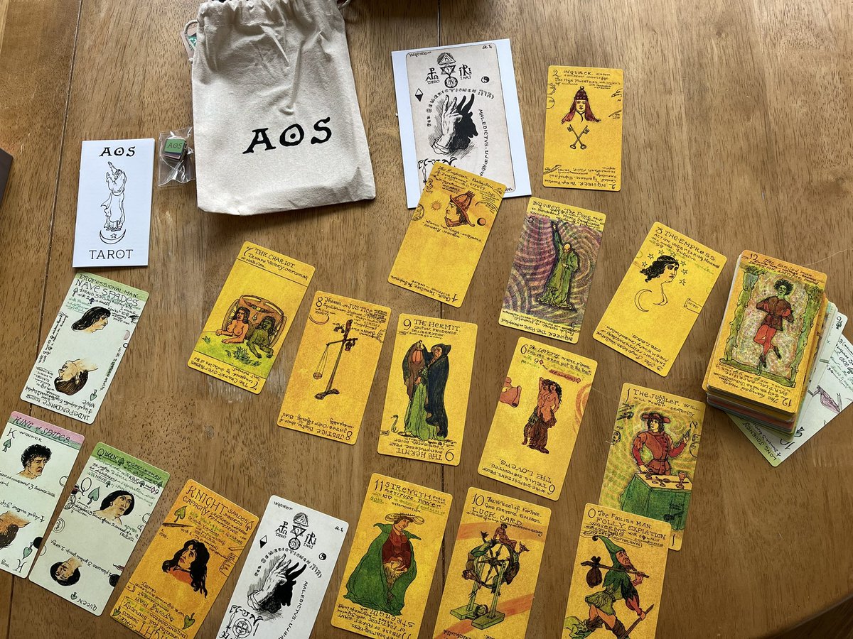 New Austin Osman Spare tarot deck by the angelic @strangepress @markopilkington beautiful addition to my collection.
