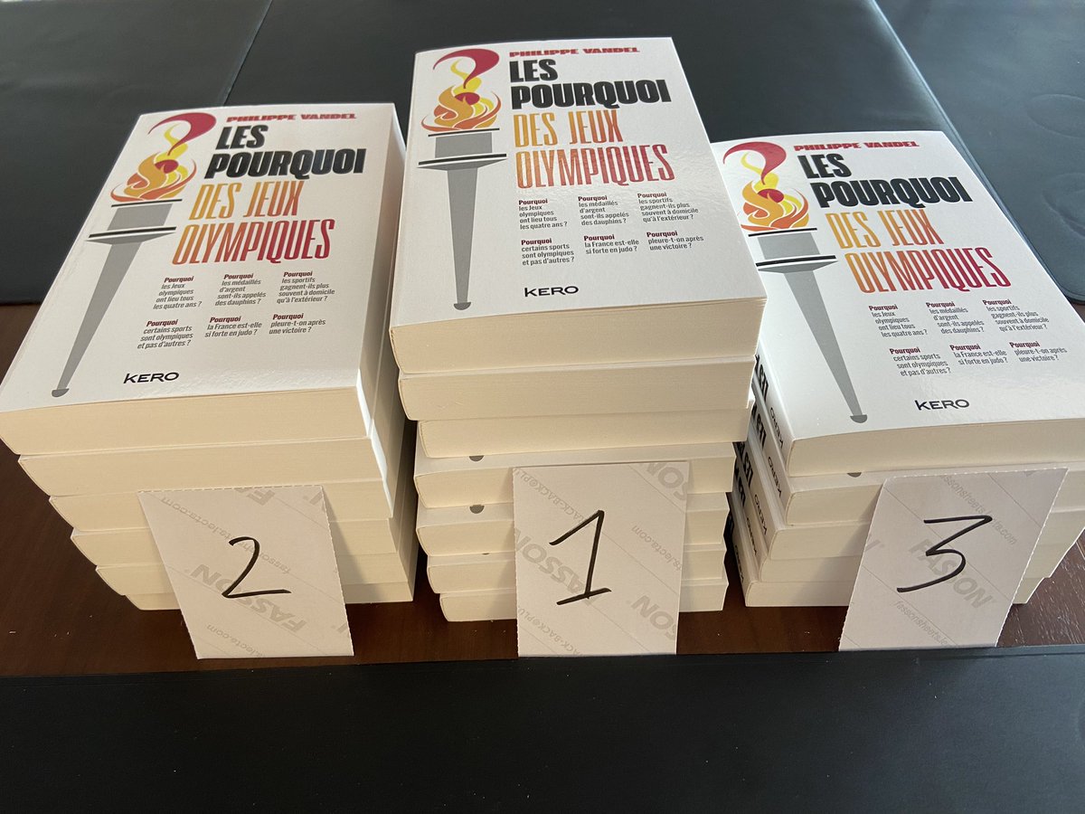 Il est arrivé! 📖
Voici donc mon podium.
🥈🥇🥉
« Les Pourquoi des Jeux Olympiques », 
sortie le 16 avril (Kero).
#Paris2024
#Olympics 
🏊🏼⚽️🏓🏇🏽🥊🤼‍♀️🚣🏻‍♀️🤺🥋🏄🏼‍♂️