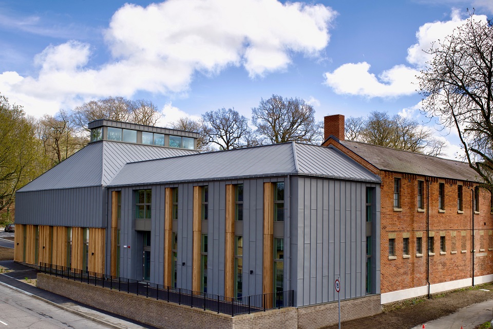 🎵 This new facility is designed to hit all the right notes for musicians at @RMASandhurst. Funded by the DEO Army Programme & delivered by DIO & our contractors, it offers an acoustically optimised environment for rehearsals & performances. 🎶 gov.uk/government/new…