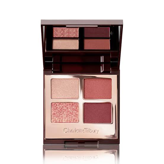 Lypsyy's tweet photo. Charlotte tillbury สี Walk of no shames palette 
ปังมากกกรอบนี้ราคาดีมากนะคะ สีนี้สวยมากเช่นกันสี signature เลย ✨✨

890.- มี5ตลับค่ะ ♥️

Repost ส่งฟรี https://t.co/19T8x38V0Q
