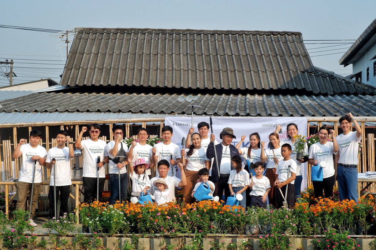 แสนสิริและพลัสฯ ชวนลูกบ้านมาฟื้นฟูคลองแม่ข่า กิจกรรม “Beautiful Community at Khlong Mae Kha” ปลูกต้นไม้ปรับภูมิทัศน์🌷 และติดตั้งจุดคัดแยกขยะ Recycle Station: Waste to Worth♻️
 
ขอขอบคุณลูกบ้านแสนสิริ รวมถึงทุกท่านที่ร่วมเป็นส่วนหนึ่งของกิจกรรมดีๆ นะคะ❤️

#SansiriSustainability