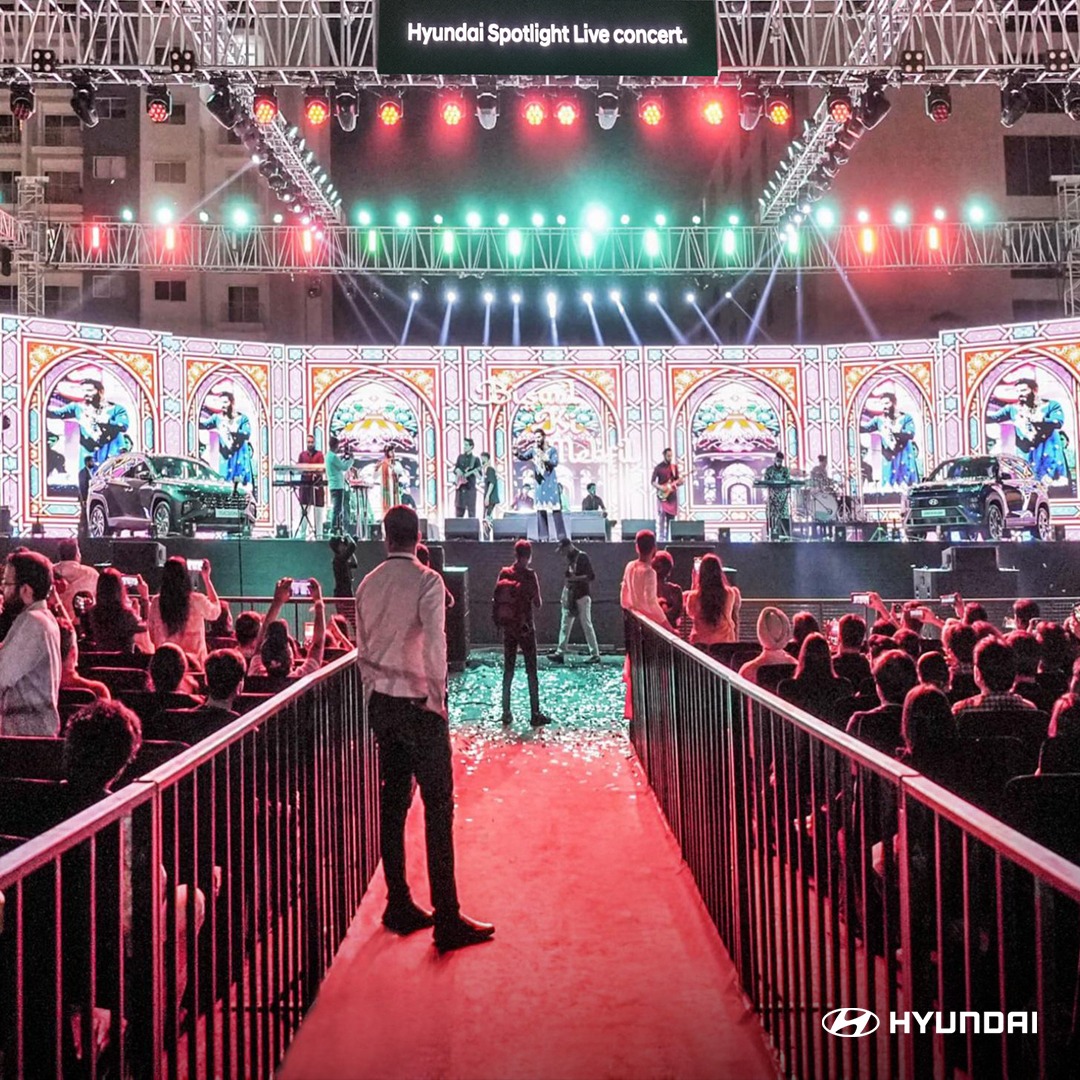 Sufi music enthusiasts in Lucknow were treated to a memorable night as Bismil mesmerised them with his electrifying performance at the #HyundaiSpotlight Live Concert. Check out some of the defining moments from the concert. #Hyundai #HyundaiIndia #ILoveHyundai