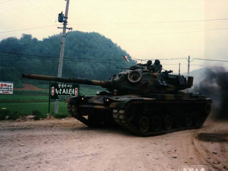Korean_DMZ_Vets's tweet photo. Tank Tuesday - M60A3 from A 4-7 Cav, 2ID on the move in the ROK, summer of 87!  I was B 4-7 Cav at this time.  #tanks #tanktuesday #armor #2id #korea #rok #7thCav #ilovetanks #tanklover #m60a3 #patton #1980s https://t.co/0jXLsBEoxE