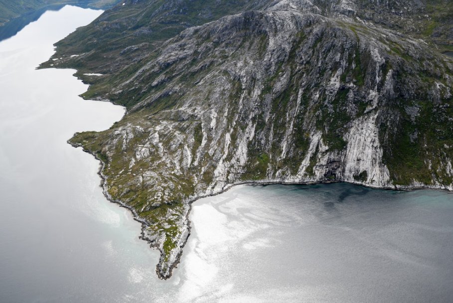 '
In fjords' embrace, love finds its song, Amongst the pines, our hearts belong. In Norway's nature, beauty untold, A love story forever unfolds.

#PhotoNFT #lassetur #CleanNFT #CleanNFTs #nft #nfts #OpenseaNFTs #NFTs #NFTCommunity #NFTCollection #NFTfamily