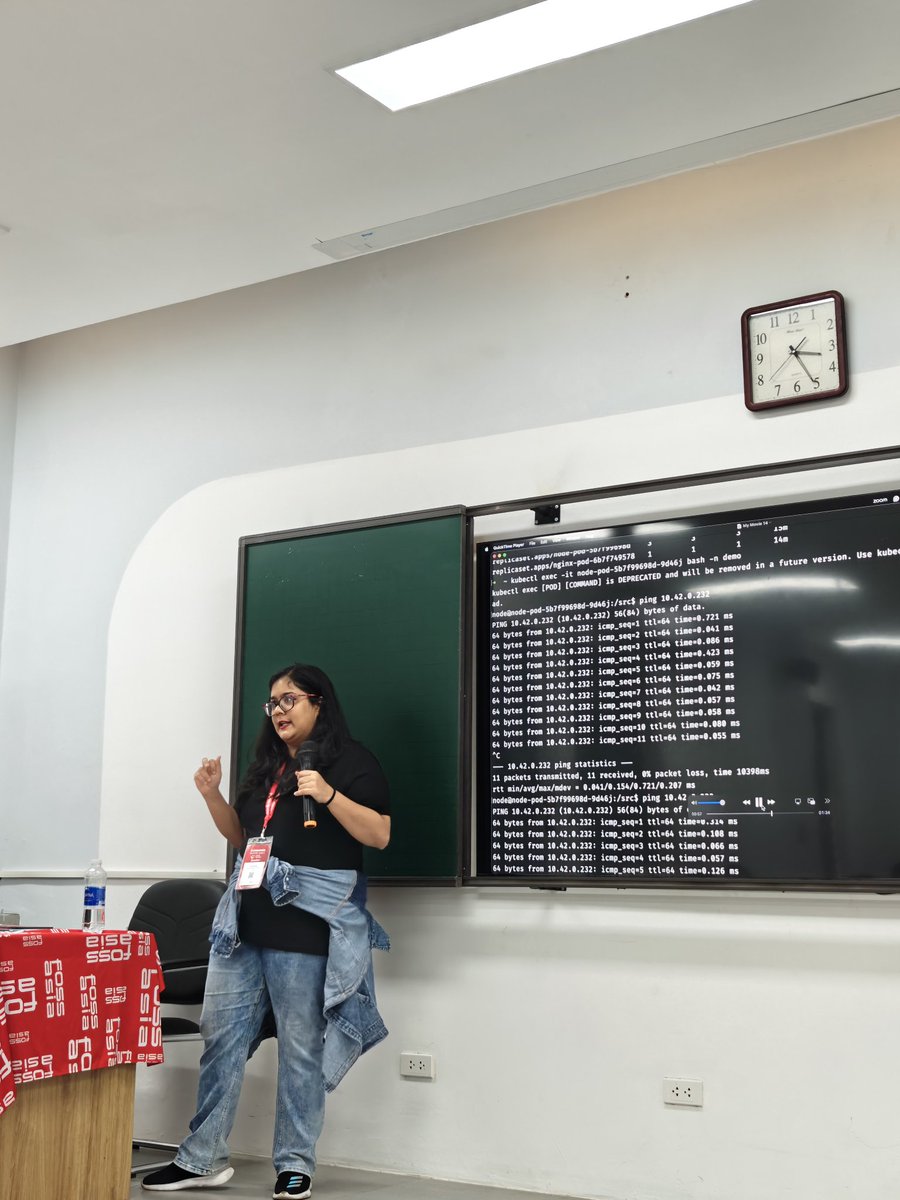 Public challenge, try taking @Divya_Mohan02's photos while speaking!

The talk was about Neuvector