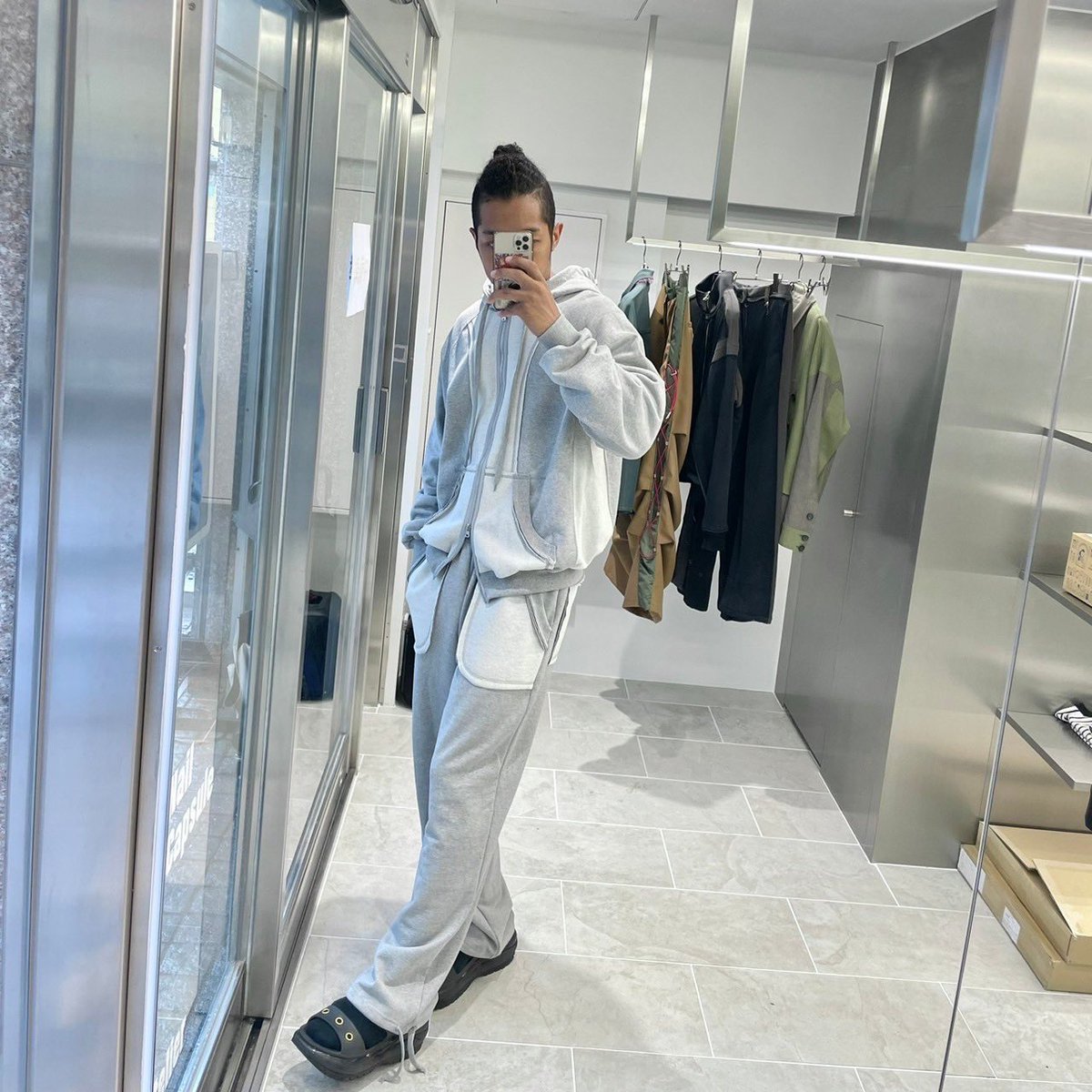 4RM_TOKYO's tweet photo. 『Select shop 4RM 4/11 open 』
Flagship store : AM 11:00~PM 19:00 Everyday
Avant-garde fashion 
Online store : coming soon

#4rm
#4rmtokyo
#selectshop
#セレクトショップ
#韓国ファッション
#韓国ストリート https://t.co/LKuaBX5eWL