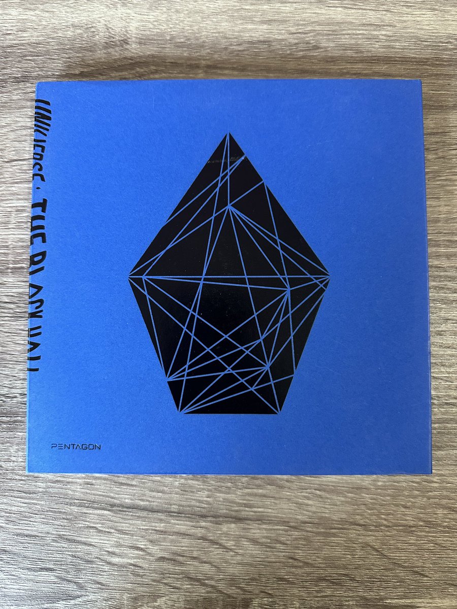 thekatstrades's tweet photo. Pentagon’s 1st Full Album Universe: The Black Hall Downside Ver. (Unsealed, w/CD &amp; Photobook)- PHP 250 

Outbox &amp; photobook has minor flaws &amp; dents. 

P.M me for more info and pics &amp; check it out on #Carousell ➡️https://t.co/vdtcEjNHUI

#WTS #PENTAGON https://t.co/kfER41Egr5