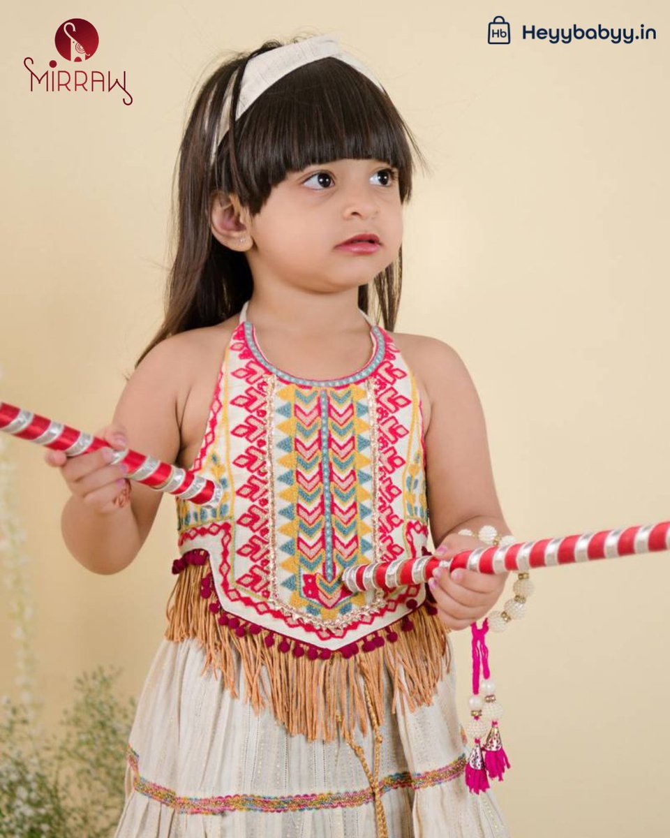 Dress up in timeless elegance with Mirraw's Classic Lehenga Choli for Festival 🌟 Let your little one shine bright!!

Buy Now:
mirraw.com/designers/hale…

heyybabyy.in

#KidsFashion #TraditionalWear #LehengaCholi #FestivalFashion #MirrawKids #HeyyBabyy #FashionForKids