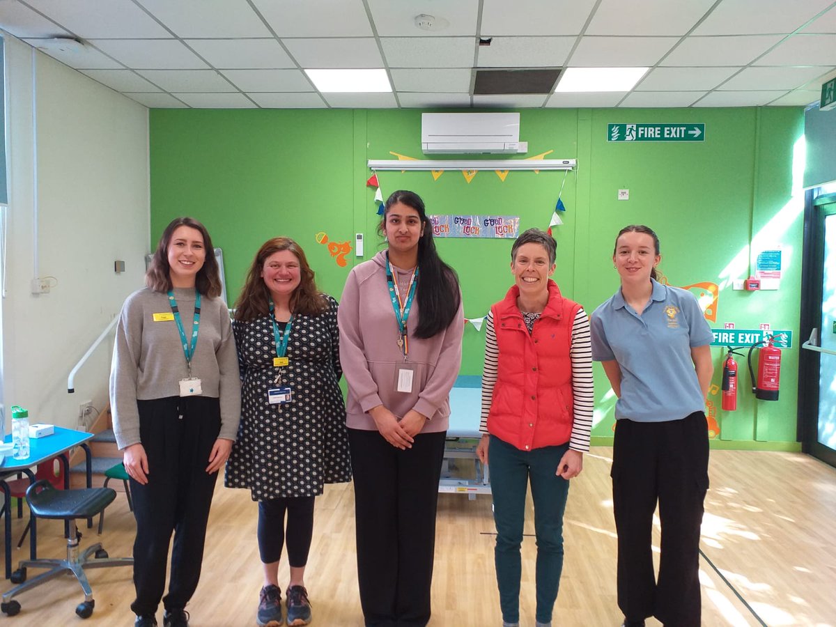 Meet our incredible interns!🌟 We've partnered with @NHSEChoicesColl to offer a range of 12-week placements for young people with learning difficulties, disabilities, and Autism. Learn all about George, Lucy, Shimyla and Aisha on our website: sheffieldchildrens.nhs.uk/news/sheffield…