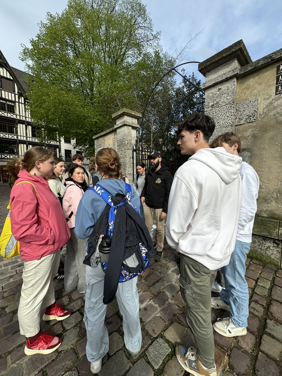 St Peter’s York MFL Department tweet media