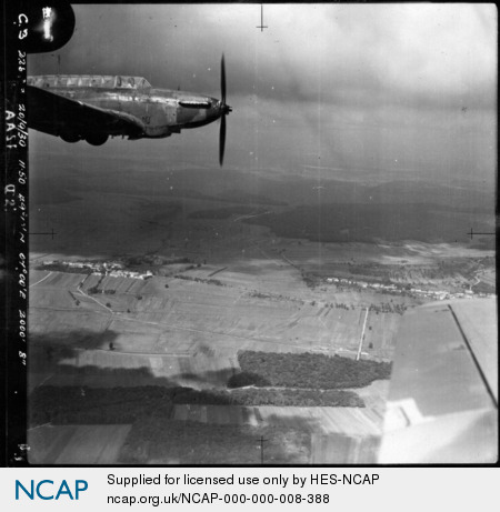 AerialSheila's tweet photo. For today's @ARAScot #ArchiveCollection #Archive30 we present the Allied Central Interpretation Unit (ACIU) collection: RAF, RCAF, SAAF &amp; USAAF aerial reconnaissance prints covering locations in western Europe during #WW2 &amp; associated paper sortie plots. #aerialphotography 1/2 https://t.co/bLcZZAfKv6