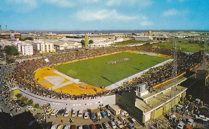 📝 #LaPrevia del #CádizBarça 🔙 El @FCBarcelona_es nos visitó oficialmente por primera vez hace casi 47 años. 🗓️ 2 de octubre de 1977 📌 #LALIGAEASPORTS 77/78 ⚽️ 0-2