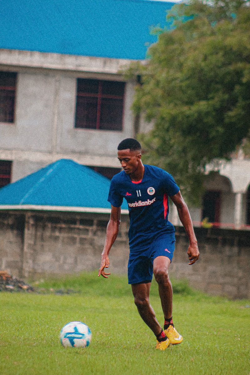 kmcfc_official's tweet image. Kazi Inaendelea 🔥🔥 

#backtotraining #letsgokinoboys #wearekinoboys