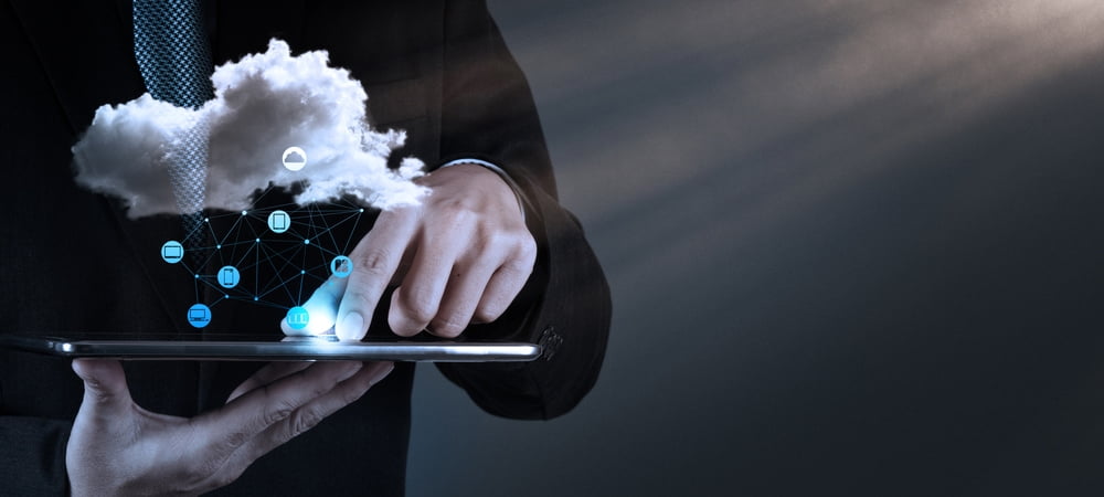 OreEtLabore's tweet photo. @TSystems ist jetzt Premium Supplier für "Rise with SAP", die erste deutsche Cloudlösung, die vollständig EU-Datenschutzkonform ist. Mit Beratung, Migration und Betrieb bietet T-Systems eine ganzheitliches #CloudComputing an. #SAP #TSystems https://t.co/N90pnz6sqo https://t.co/kiWsBYIXle