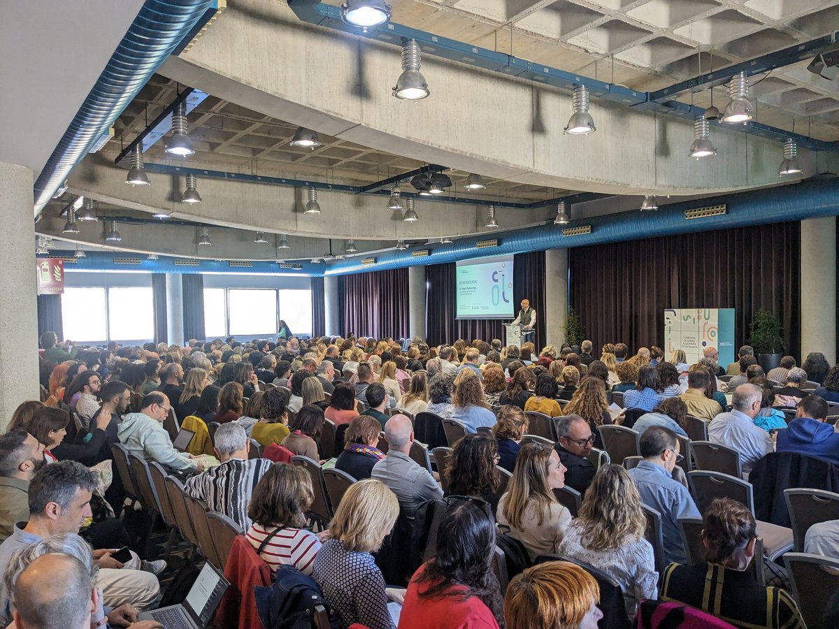 Xarxa Escoles Públiques Reus (@reusxarxa) on Twitter photo Presents a la II JORNADA DE #XARXES EDUCATIVES DE CATALUNYA. Compartir és créixer!!
Gràcies per la invitació <a href="/SEiXarxes/">Xarxes i Serveis educatius</a>
#jornadaxarxes Presents a la II JORNADA DE #XARXES EDUCATIVES DE CATALUNYA. Compartir és créixer!!
Gràcies per la invitació <a href="/SEiXarxes/">Xarxes i Serveis educatius</a>
#jornadaxarxes