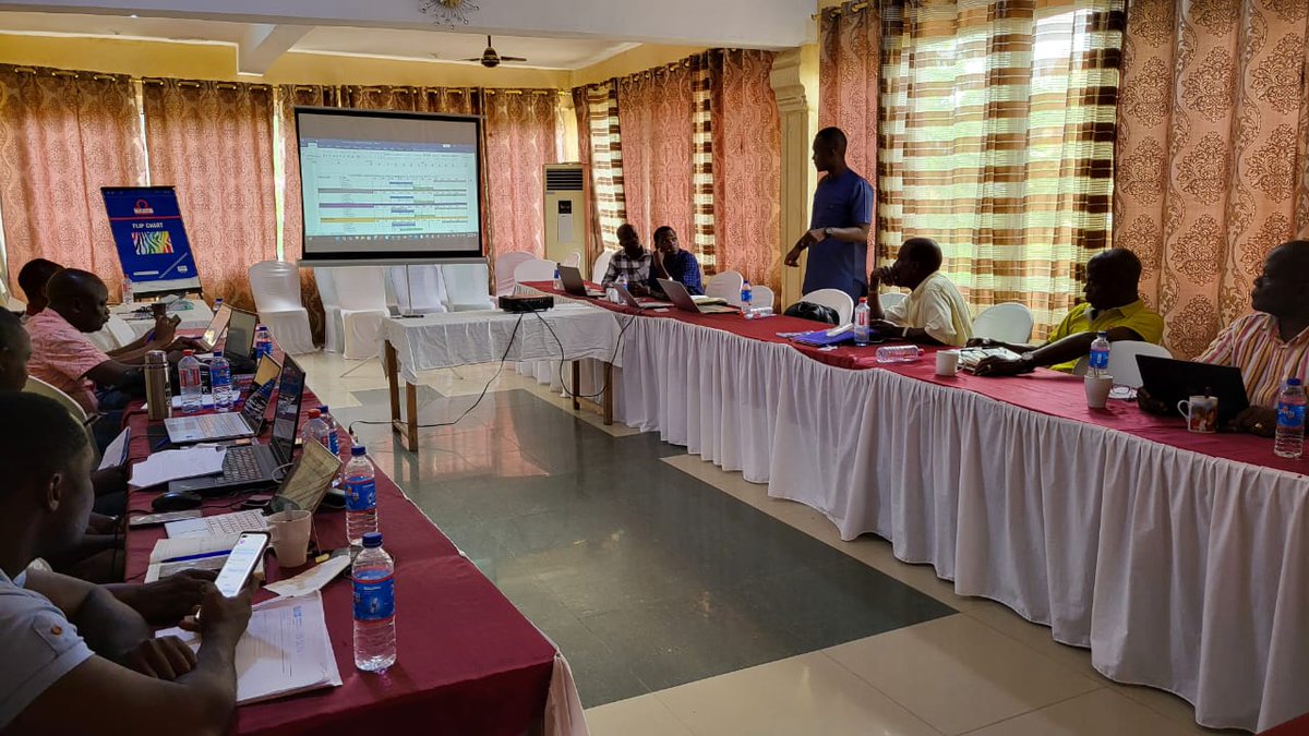 🤝Ongoing collaboration! 🌱FAO & Liberia team up to embed the @50x2030 survey model into the national statistical system, to boost agricultural data. 📊Key partners are engaged in a training session to develop robust data modules, tackling the country’s agricultural needs. 📊