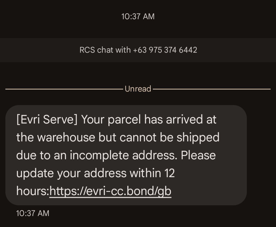 I heard someone mention this on another platform but here is another scam text message being sent out pretending to be from the courier Evri. most people will know it's fake but this is for those who don't know it's fake.