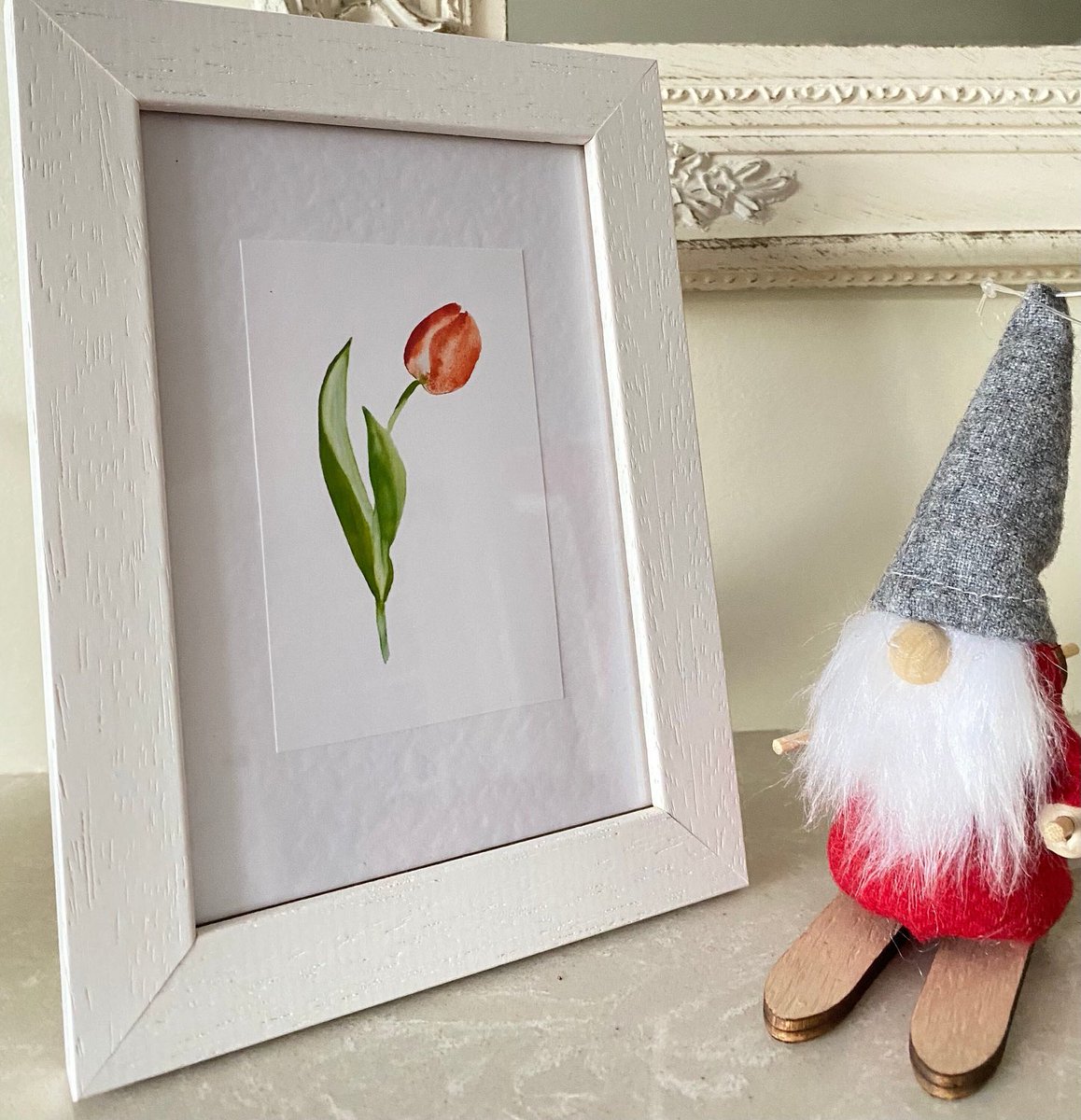 Talking of tulips #elevenseshour cardsbymormorjan.etsy.com/listing/109699… how about a wee framed print to bring a pop of colour to your decor #MHHSBD #SBS #SMILEtt23 ⁦<a href="/CraftBizParty/">CraftBizParty</a>⁩