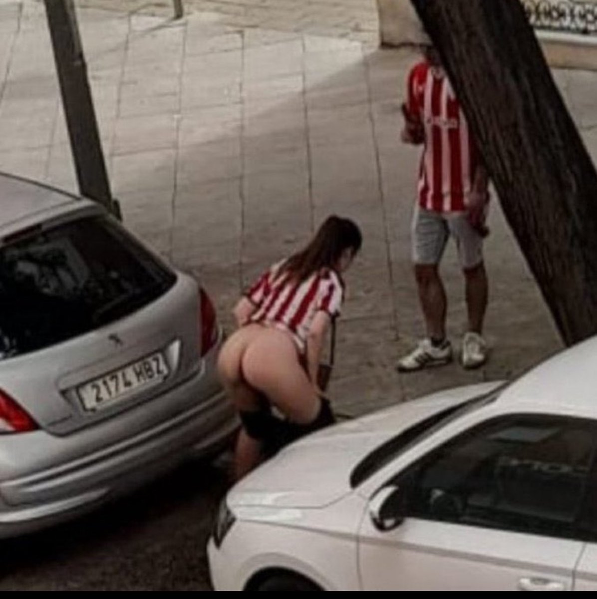 Colmenero's tweet image. Culazo, pero recordar que es vasca y no se deja tocar ni con un palo.