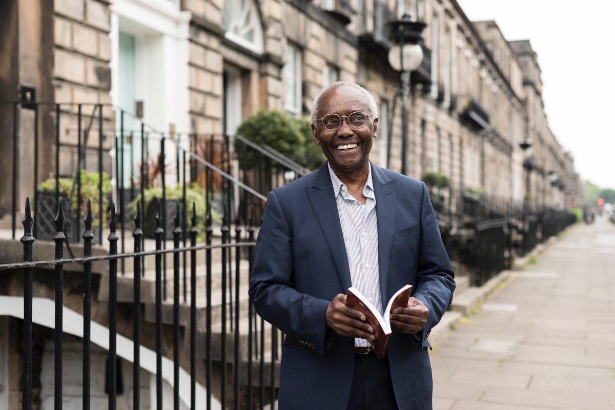 Wishing our Chancellor, Professor @SirGeoffPalmer, a very happy birthday today. 🌟 📸 - Alicia Bruce #HeriotWattUni