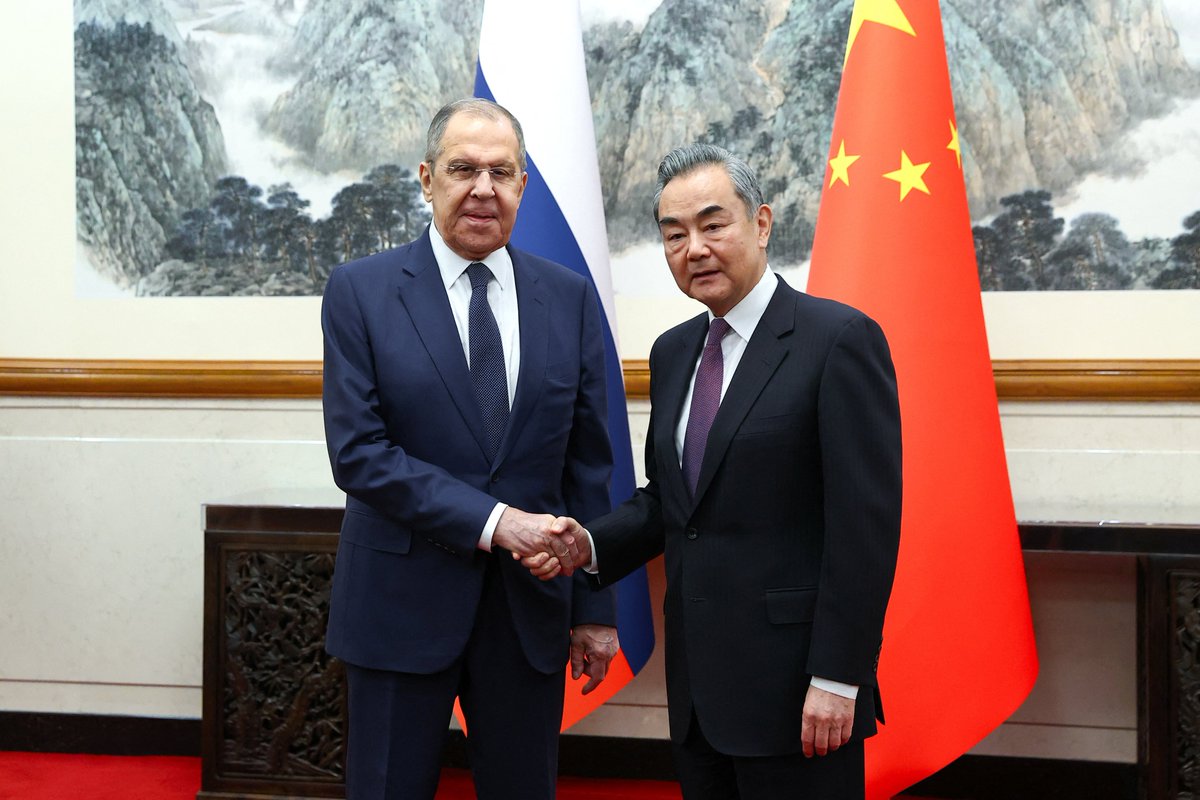 Russia and China agreed that any meetings on Ukraine ignoring Moscow’s interests are futile, Russian Foreign Minister with his Chinese counterpart. 
#Russia #Russian #Moscow #China #Chinese #RussiaChina #Beijing #GlobalPolitics #Global #Globe #UkraineRussiaWar #Ukraine️ #Asia