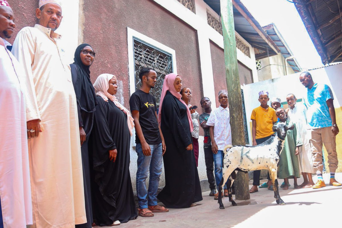 Through @MoAliFoundation , we are delighted to distribute Eid Goat and Food items to Thamarathul Jannah Muslim School and Orphanage, Sarigoi-Majengo ward,Mvita Constituency. May the special occassion of Eid bring joy and peace to Orphans everywhere. #HumanityIsOurRace