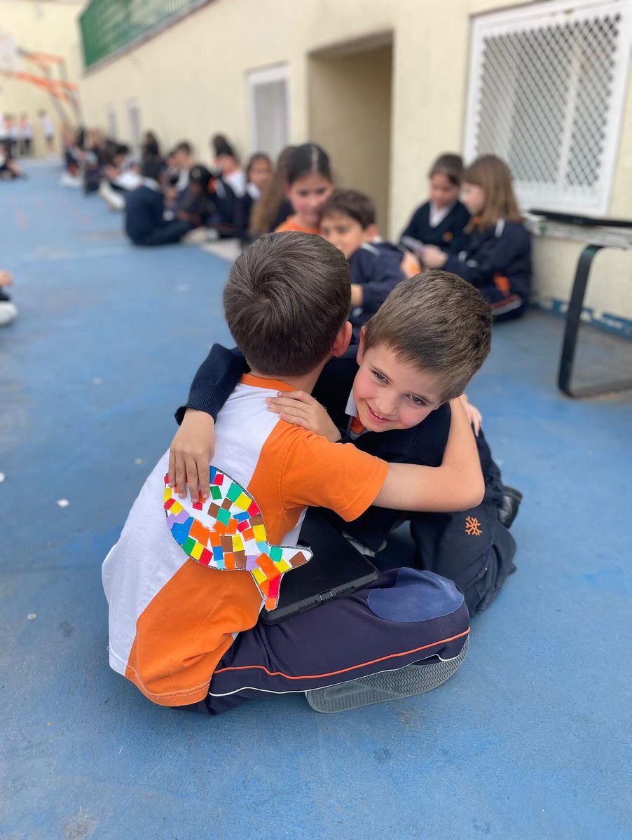 Nazaret Oporto tweet media