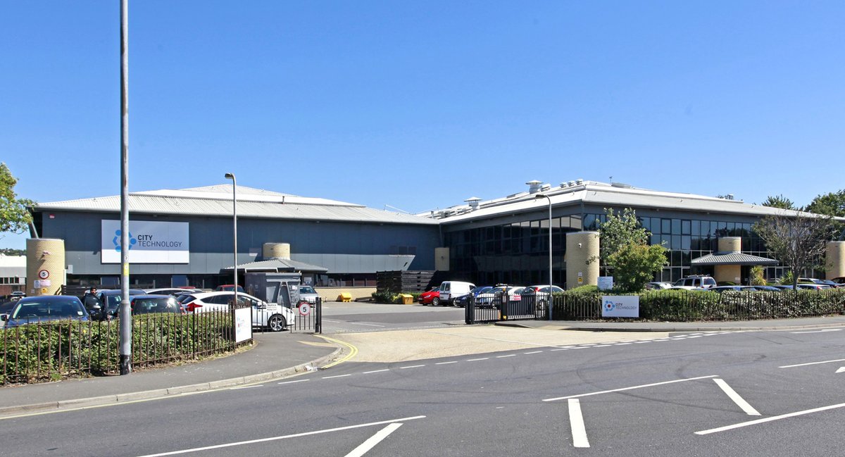 LSH advises Orchard Street Investment Management on the £6.3m sale of an industrial asset in Portsmouth to Nuveen