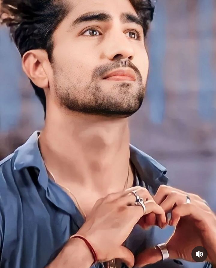 ZoyaAnum4's tweet photo. This is for fellow #hcian 
#HarshadChopda https://t.co/XUsZBXaXUK https://t.co/w0HIcRfSXW