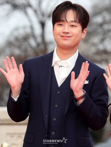 #이찬원 
#이찬원_MC
이찬원, 바로인슈즈 모델 발탁..23일 CF 온에어
naver.me/FYIZdM62